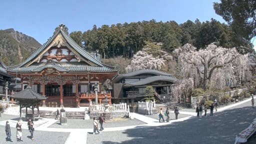 身延山久遠寺