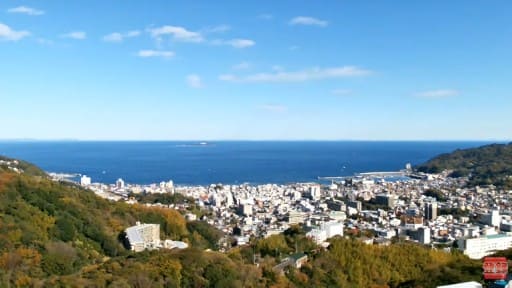 伊東市街・相模湾