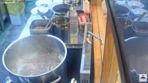 ラーメン百人力 厨房