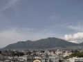 中野市役所から見た高社山・北信五岳