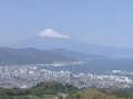 日本平から望む富士山と清水の街並み